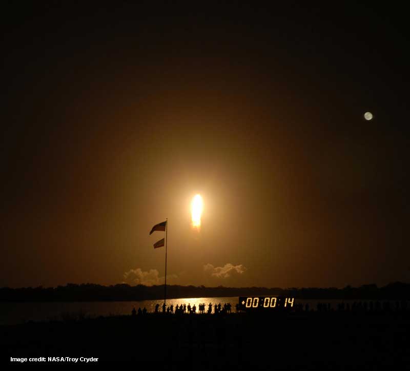 STS-126 Night Launch