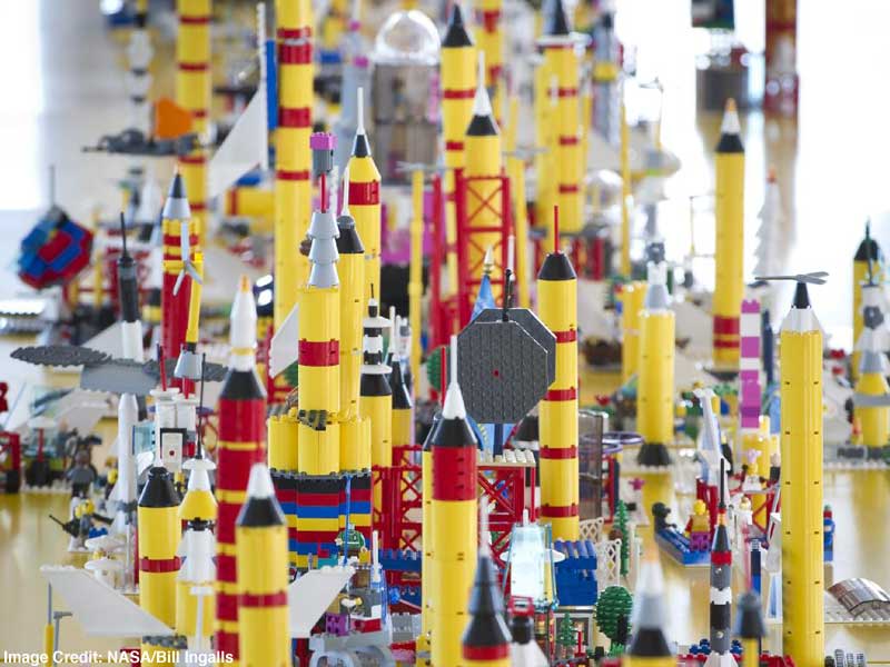 LEGO rockets